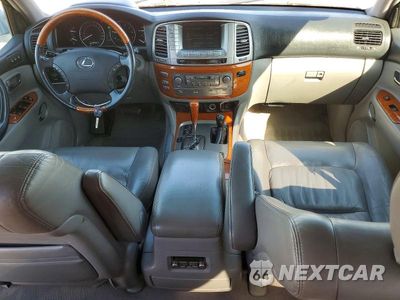 Zdjęcie 8 z 13 samochodu: 2005 LEXUS LX 470 VIN:JTJHT00W253555744 - miniatura