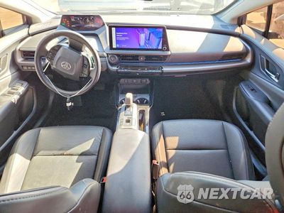 Zdjęcie 8 z 12 samochodu: 2024 TOYOTA PRIUS XLE VIN:JTDACAAUXR3031366 - miniatura