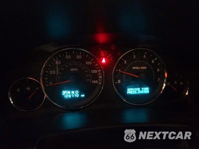 Zdjęcie 9 z 13 samochodu: 2006 JEEP COMMANDER LIMITED VIN:1J8HG58N96C305508 - miniatura
