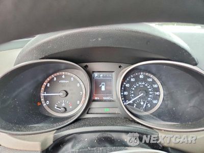 Zdjęcie 9 z 12 samochodu: 2017 HYUNDAI SANTA FE SPORT 2.4L VIN:5NMZT3LBXHH004338 - miniatura