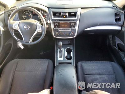 Zdjęcie 8 z 12 samochodu: 2018 NISSAN ALTIMA 2.5 S VIN:1N4AL3AP6JC271045 - miniatura