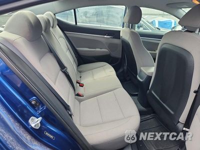 Zdjęcie 10 z 13 samochodu: 2019 HYUNDAI ELANTRA SE VIN:5NPD74LF5KH486959 - miniatura