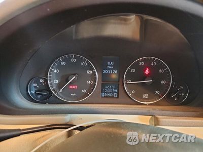 Zdjęcie 9 z 12 samochodu: 2005 MERCEDES-BENZ C 240 VIN:WDBRF61J65F565419 - miniatura
