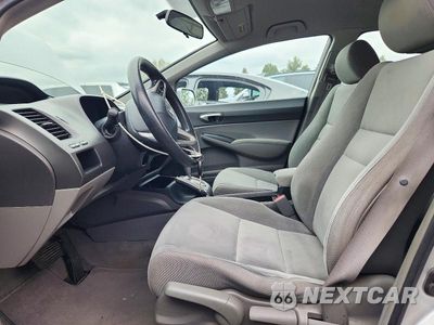 Zdjęcie 7 z 12 samochodu: 2011 HONDA CIVIC LX VIN:19XFA1F52BE010720 - miniatura