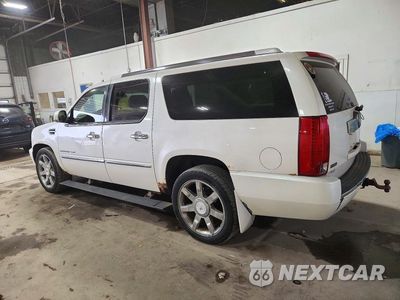 Drugie zdjęcie samochodu z przodu: 2011 CADILLAC ESCALADE ESV PREMIUM VIN:1GYS4JEF4BR215518 - miniatura