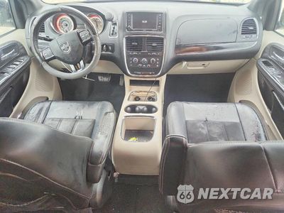 Zdjęcie 8 z 12 samochodu: 2017 DODGE GRAND CARAVAN SXT VIN:2C4RDGCG5HR857977 - miniatura