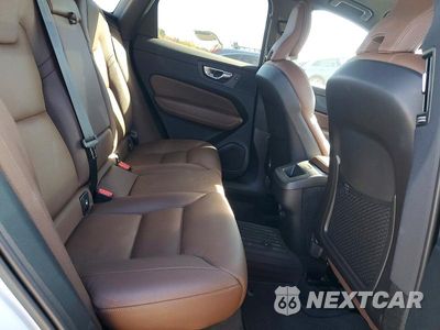 Zdjęcie 11 z 14 samochodu: 2023 VOLVO XC60 PLUS VIN:YV4L12RN2P1244447 - miniatura