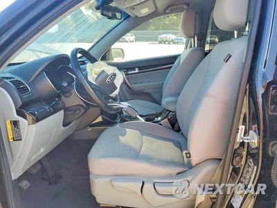 Zdjęcie 7 z 14 samochodu: 2014 KIA SORENTO LX VIN:5XYKT4A63EG548635 - miniatura