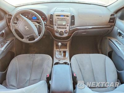 Zdjęcie 8 z 13 samochodu: 2010 HYUNDAI SANTA FE GLS VIN:5NMSG3AB7AH351298 - miniatura
