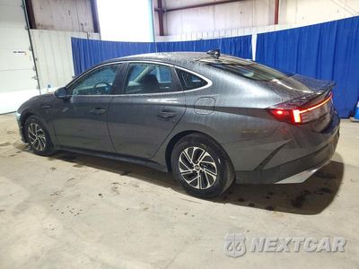Drugie zdjęcie samochodu z przodu: 2026 HYUNDAI SONATA HYBRID BLUE VIN:KMHL24JJ6TA144863 - miniatura
