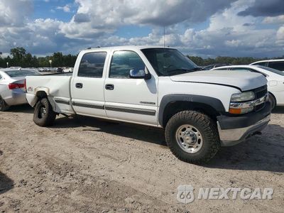 Czwarte zdjęcie samochodu z boku: 2001 CHEVROLET SILVERADO K2500 HEAVY DUTY VIN:1GCHK23U11F121495 - miniatura