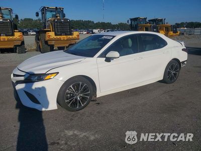 2018 TOYOTA CAMRY SE 4T1B11HK4JU597337 - główne zdjęcie licytacji z USA - miniatura