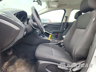Zdjęcie 7 z 12 samochodu: 2018 FORD FOCUS SE VIN:1FADP3F27JL327721 - miniatura
