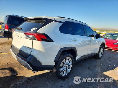Trzecie zdjęcie samochodu z tyłu: 2019 TOYOTA RAV4 LIMITED VIN:2T3Y1RFV3KC027393 - miniatura