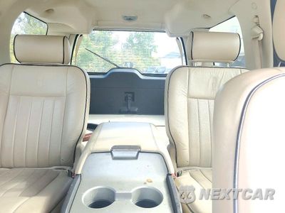 Zdjęcie 10 z 13 samochodu: 2006 LINCOLN NAVIGATOR VIN:5LMFU27506LJ03351 - miniatura