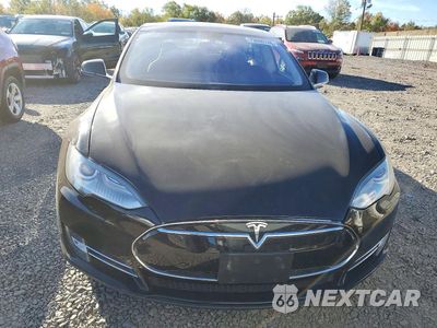 Piąte zdjęcie samochodu w środku: 2013 TESLA MODEL S VIN:5YJSA1CN6DFP22065 - miniatura