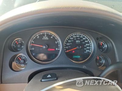 Zdjęcie 9 z 13 samochodu: 2013 CHEVROLET TAHOE C1500 LT VIN:1GNSCBE04DR165028 - miniatura