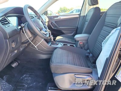 Zdjęcie 7 z 13 samochodu: 2023 VOLKSWAGEN TIGUAN S VIN:3VVRB7AX0PM117771 - miniatura