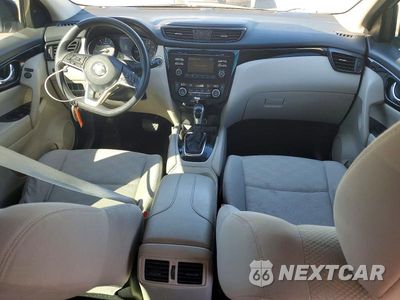Zdjęcie 8 z 13 samochodu: 2018 NISSAN ROGUE SPORT SV VIN:JN1BJ1CP1JW157977 - miniatura