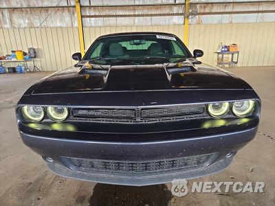 Piąte zdjęcie samochodu w środku: 2019 DODGE CHALLENGER SXT VIN:2C3CDZAG5KH565476 - miniatura