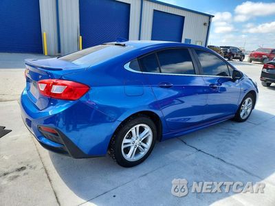 Trzecie zdjęcie samochodu z tyłu: 2017 CHEVROLET CRUZE LT VIN:1G1BE5SM6H7177171 - miniatura
