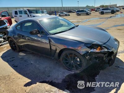 Czwarte zdjęcie samochodu z boku: 2024 TOYOTA GR 86 PREMIUM VIN:JF1ZNBE19R8753343 - miniatura