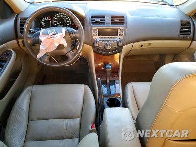 Zdjęcie 8 z 12 samochodu: 2007 HONDA ACCORD EX VIN:1HGCM56847A082445 - miniatura