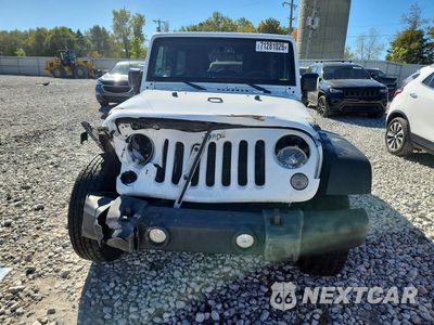 Piąte zdjęcie samochodu w środku: 2016 JEEP WRANGLER UNLIMITED SPORT VIN:1C4BJWDGXGL333198 - miniatura