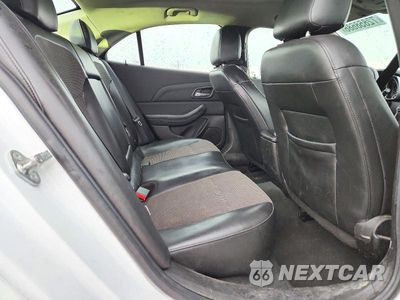 Zdjęcie 10 z 12 samochodu: 2015 CHEVROLET MALIBU 1LT VIN:1G11C5SL3FF232655 - miniatura