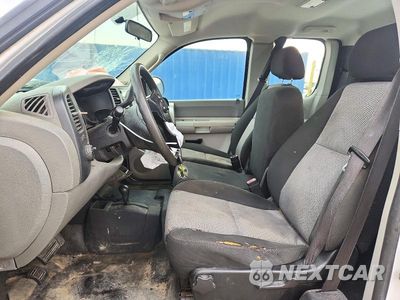 Zdjęcie 7 z 12 samochodu: 2009 CHEVROLET SILVERADO K1500 VIN:1GCEK19C29Z112360 - miniatura