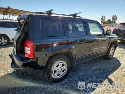 Trzecie zdjęcie samochodu z tyłu: 2015 JEEP PATRIOT SPORT VIN:1C4NJPBB3FD361993 - miniatura