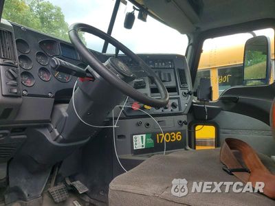 Zdjęcie 8 z 13 samochodu: 2018 MACK CXU612 SEMI TRUCK VIN:1M1AW01X2JM010666 - miniatura