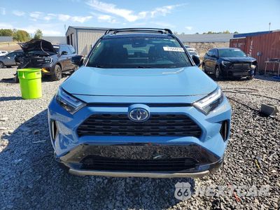 Piąte zdjęcie samochodu w środku: 2024 TOYOTA RAV4 XSE VIN:2T3E6RFV8RW080426 - miniatura
