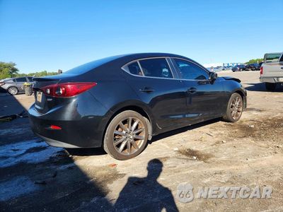 Trzecie zdjęcie samochodu z tyłu: 2018 MAZDA 3 TOURING VIN:3MZBN1V36JM173276 - miniatura