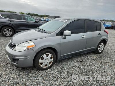 2012 NISSAN VERSA 1.8 S 3N1BC1CP8CK284749 - główne zdjęcie licytacji z USA - miniatura