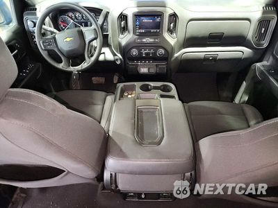 Zdjęcie 8 z 12 samochodu: 2024 CHEVROLET SILVERADO K1500 CUSTOM VIN:3GCPDBEK9RG241573 - miniatura