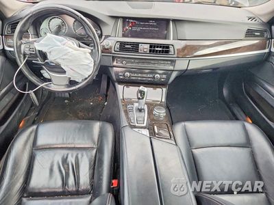 Zdjęcie 8 z 12 samochodu: 2015 BMW 528 XI VIN:WBA5A7C55FD624765 - miniatura