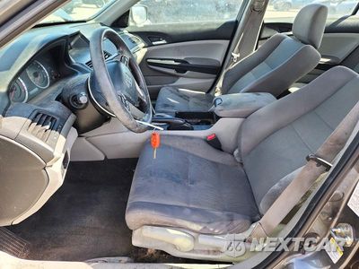 Zdjęcie 7 z 12 samochodu: 2012 HONDA ACCORD LX VIN:1HGCP2F31CA077711 - miniatura