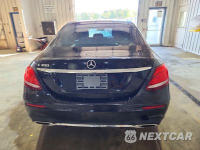 Zdjęcie 6 z 12 samochodu: 2017 MERCEDES-BENZ E 300 VIN:WDDZF4JB9HA213411 - miniatura