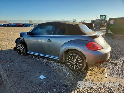 Drugie zdjęcie samochodu z przodu: 2013 VOLKSWAGEN BEETLE VIN:3VW5X7AT6DM823177 - miniatura