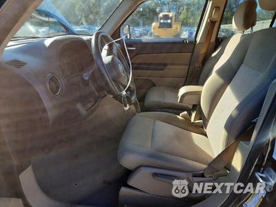 Zdjęcie 7 z 14 samochodu: 2012 JEEP PATRIOT LATITUDE VIN:1C4NJPFB5CD542163 - miniatura