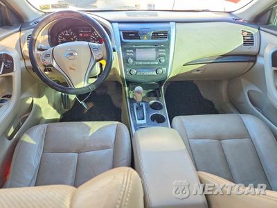 Zdjęcie 8 z 12 samochodu: 2014 NISSAN ALTIMA 2.5 SL VIN:1N4AL3AP0EN260116 - miniatura