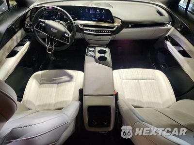 Zdjęcie 8 z 13 samochodu: 2023 CADILLAC LYRIQ LUXURY VIN:1GYKPMRK2PZ001036 - miniatura