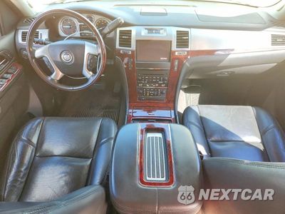 Zdjęcie 8 z 13 samochodu: 2014 CADILLAC ESCALADE ESV LUXURY VIN:1GYS3HEF0ER233417 - miniatura