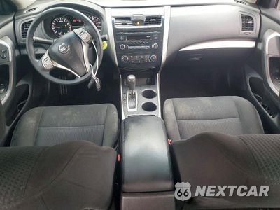 Zdjęcie 8 z 12 samochodu: 2015 NISSAN ALTIMA 2.5 S VIN:1N4AL3AP2FC484663 - miniatura