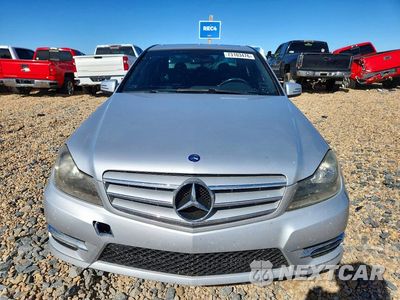 Piąte zdjęcie samochodu w środku: 2013 MERCEDES-BENZ C 300 4MATIC VIN:WDDGF8AB2DR281706 - miniatura