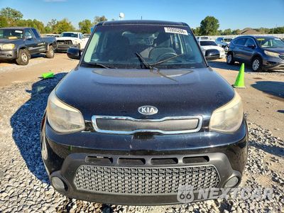 Piąte zdjęcie samochodu w środku: 2015 KIA SOUL BASE VIN:KNDJN2A29F7812575 - miniatura