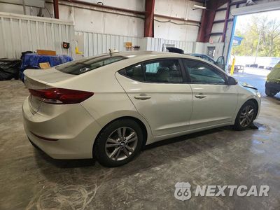 Trzecie zdjęcie samochodu z tyłu: 2017 HYUNDAI ELANTRA VALUE EDITION VIN:KMHD84LF8HU425578 - miniatura