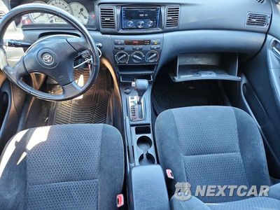 Zdjęcie 8 z 13 samochodu: 2005 TOYOTA COROLLA S VIN:2T1BR32E85C354435 - miniatura