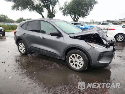 Czwarte zdjęcie samochodu z boku: 2026 FORD ESCAPE ACTIVE VIN:1FMCU0GN9TUA06858 - miniatura
